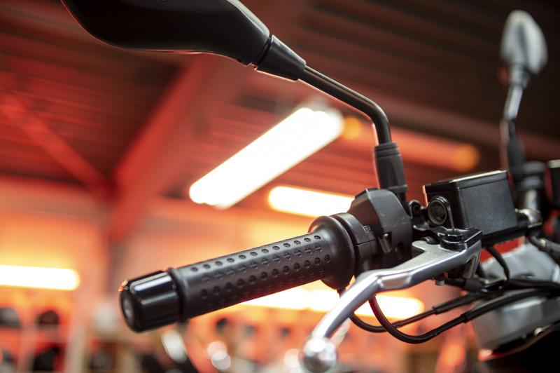 Aprilia SR GT 125 blau schwarz