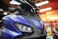 Aprilia SR GT 125 blau schwarz