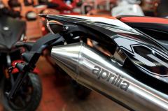 Aprilia SX 125 silber blau