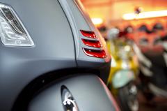 Vespa GTS 125 Super Sport titan matt