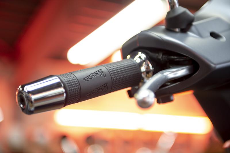 Vespa GTS 125 Super Sport titan matt