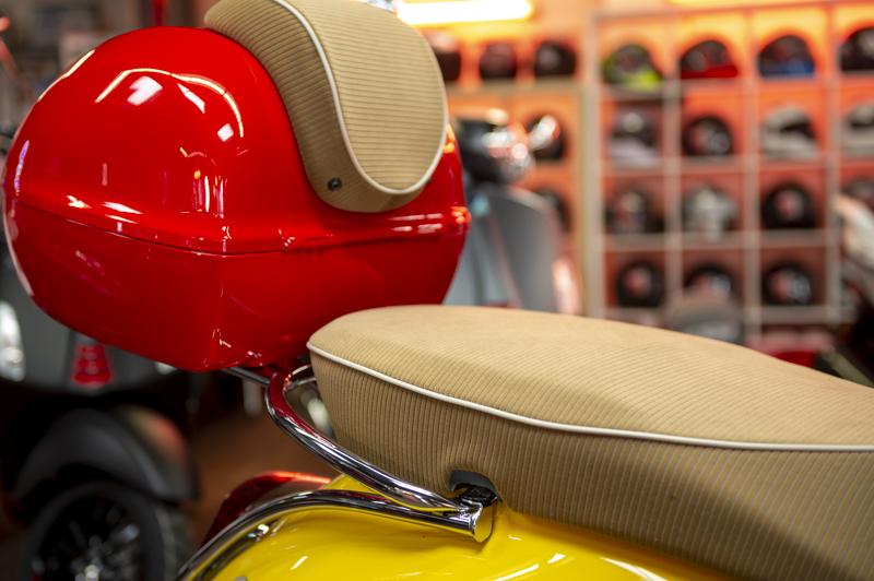 Vespa Primavera 125 Wotherspoon