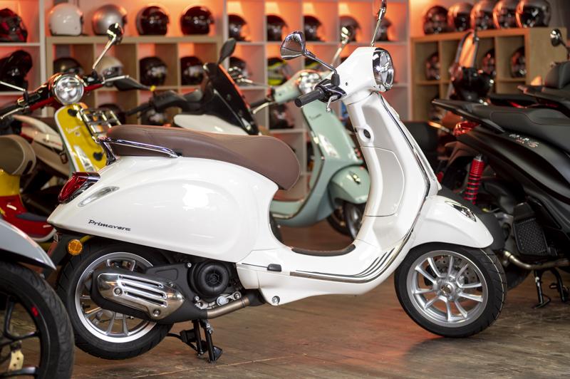 Vespa Primavera 50 wei&szlig;