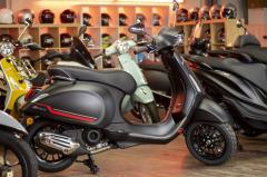 Vespa Sprint S 125 schwarz matt