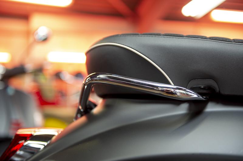 Vespa Sprint S 125 schwarz matt