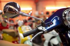 Vespa Primavera 125 blau