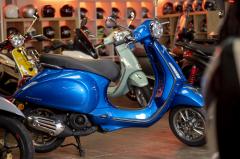 Vespa Primavera S 50 Blau