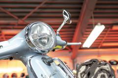 Vespa Primavera 125 Pic Nic grau