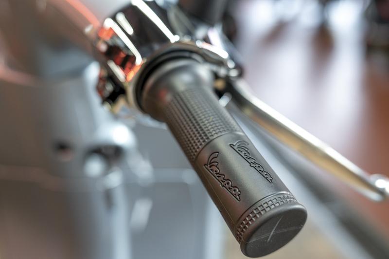 Vespa Primavera 125 Pic Nic grau