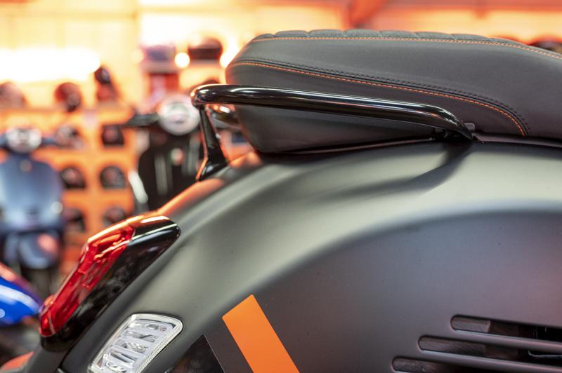 Vespa New GTS 125 Super Sport schwarz convito matt