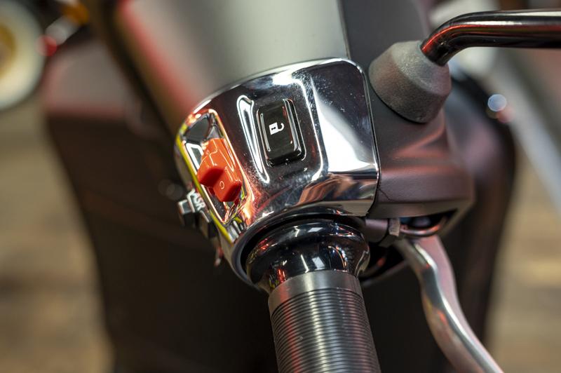 Vespa New GTS 125 Super Sport schwarz convito matt