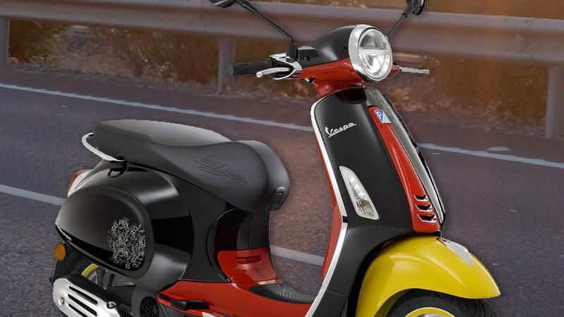 Vespa Mickey Mouse Edition
